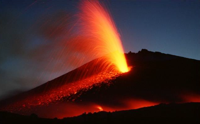 Scuola di formazione: “Etna International training school of Geochemistry, science meet practice”