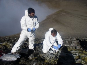 Campionamento fumarole sull' Etna 